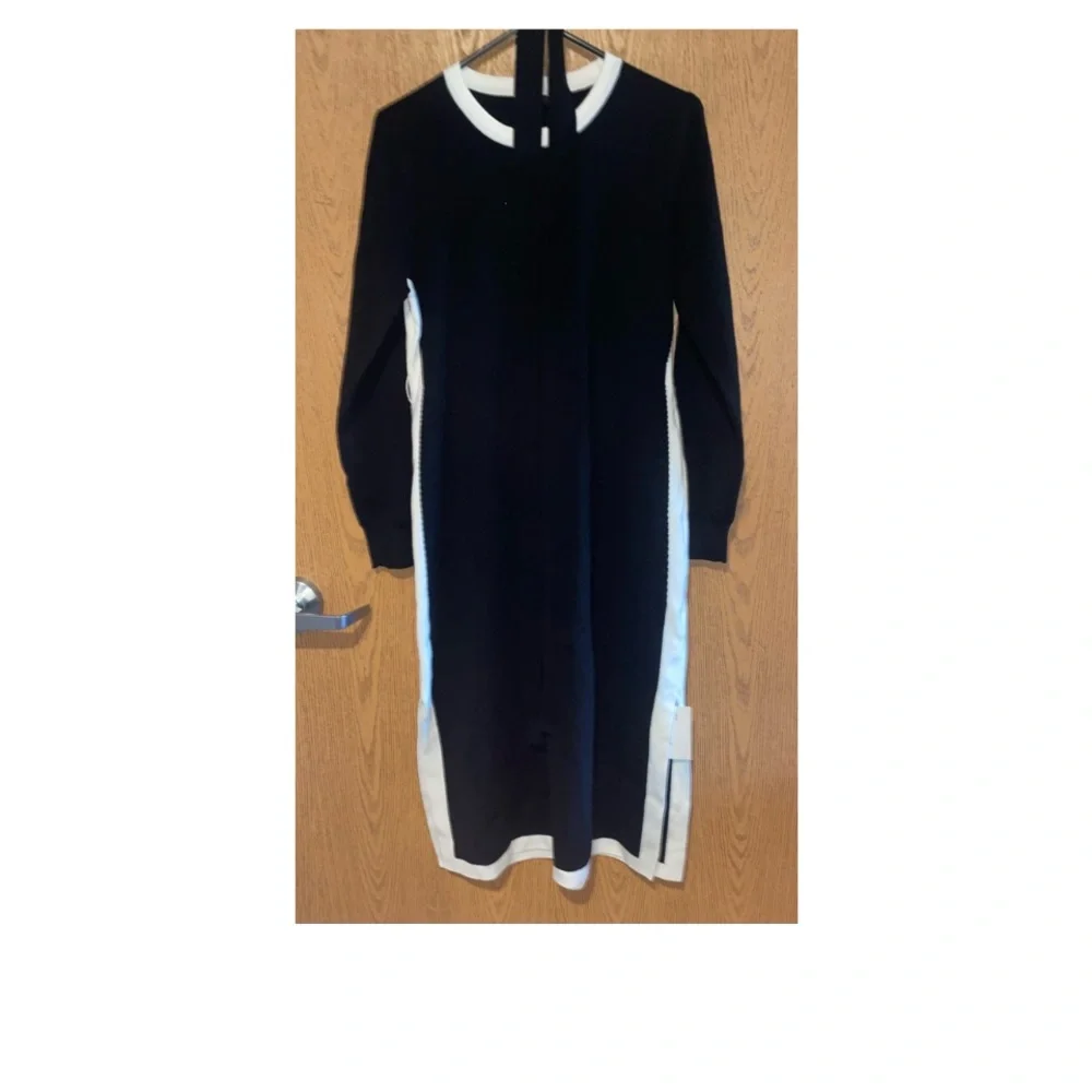NWT GORGEOUS MOTIF MIDI BLACK DRESS WITH WHITE ACCENTS AND BELT! - Picture 11 of 11